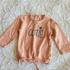 Super cute! Oversized lightweight sweatshirt